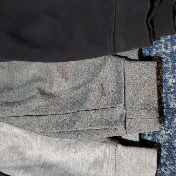 Nike 2t bundle joggers and shirt - Picture 4 of 4